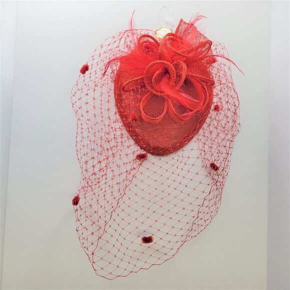 Red Fascinator with Birdcage Netting Veil and Feathers - Picture 4 of 15